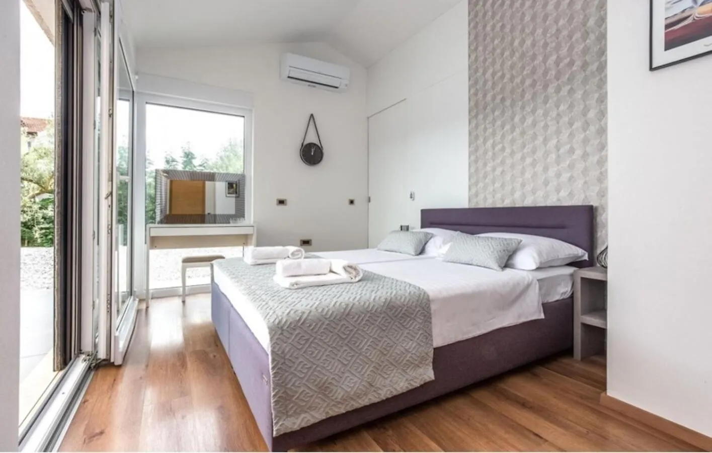 Villa Zara Near Porec For 8 Persons With Private Pool Visnjan