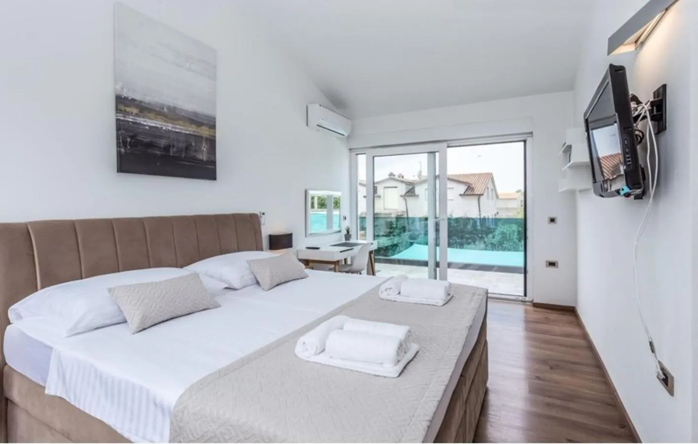 Villa Zara Near Porec For 8 Persons With Private Pool Visnjan