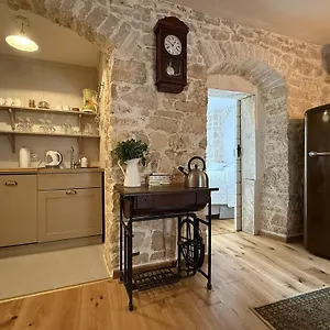 Di Piazza Apartman